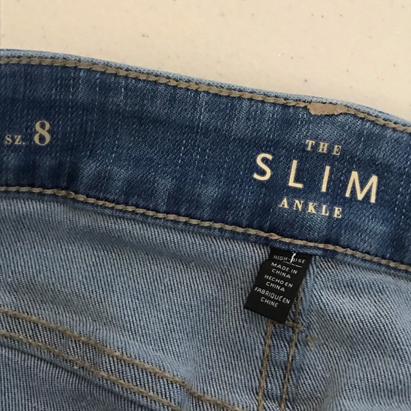 WHBM High-Rise Everyday Soft Denim Slim Ankle Jeans With Piping Detail - Picture 8 of 10